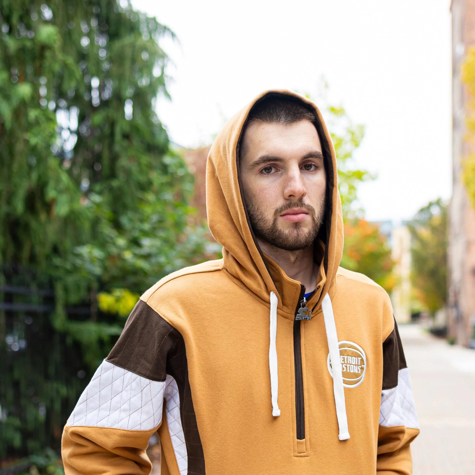 Detroit Pistons Starter Quarter-Zip Shot Gun Hoodie - Image 4