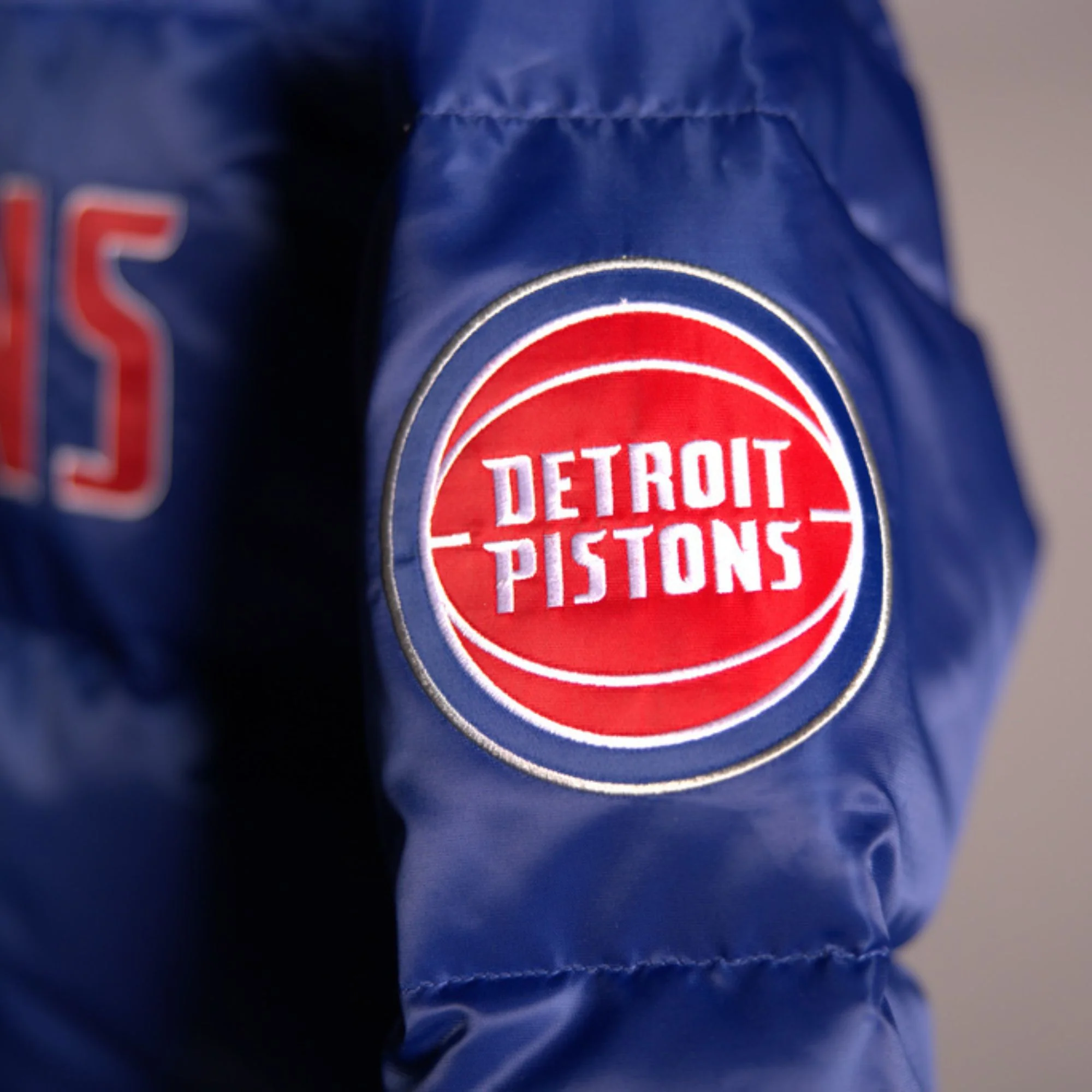 PISTONS X TY MOPKINS DETROIT PISTONS DOWN BUBBLE JACKET - Image 6